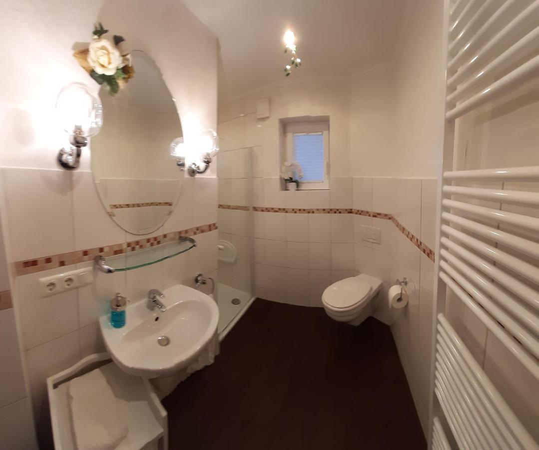 Exklusive Ferienwohnung Strohberg 플론 외부 사진